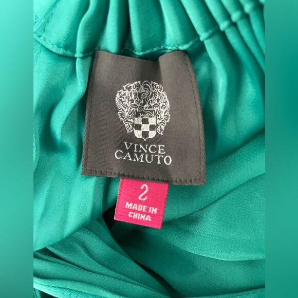 NWT- Vince Camuto 2 Dress Satin Green Pleated Halter Sleeveless $138 Blouson - Picture 11 of 14